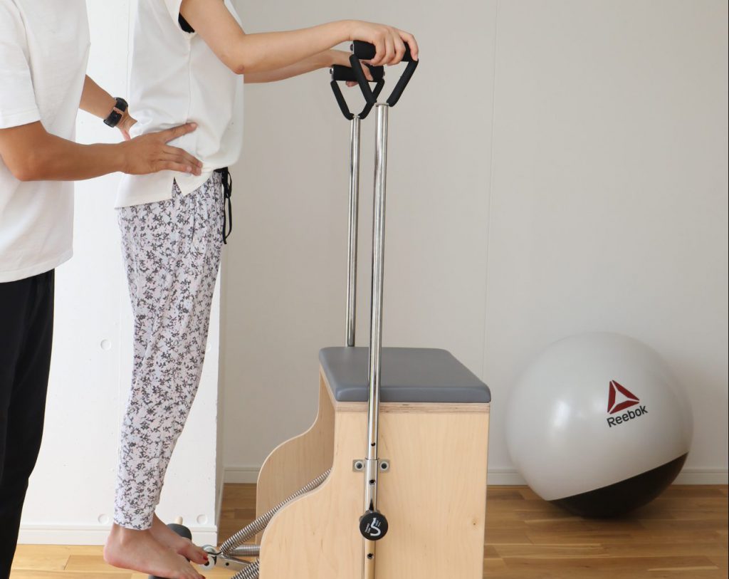 ピラティスチェアレッスン